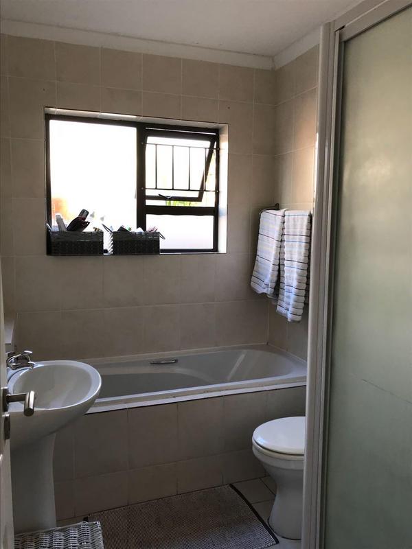 To Let 3 Bedroom Property for Rent in Langeberg Western Cape